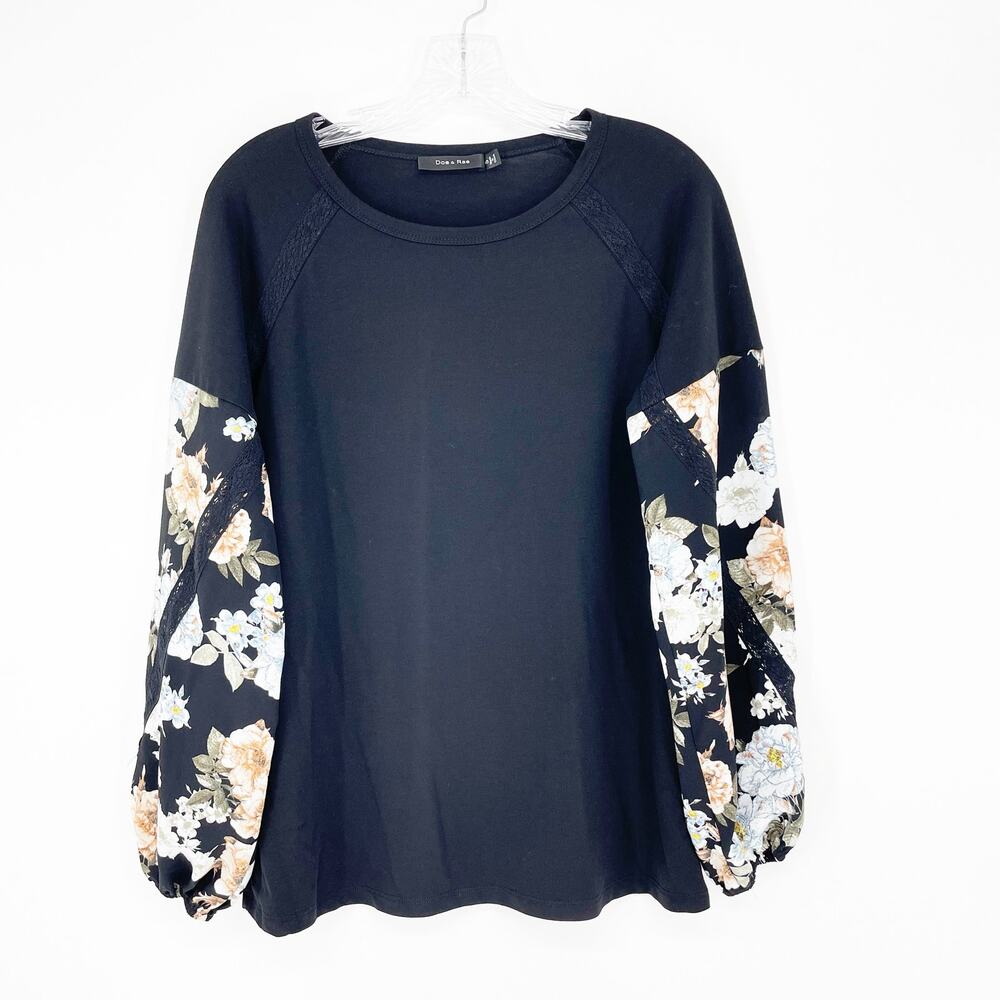 Doe & Rae Long Sleeve Black Floral Top Size Small